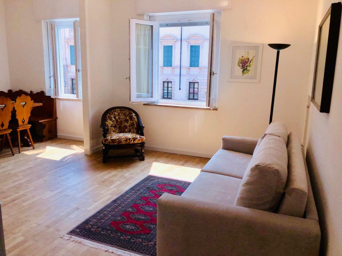 Appartamento Portapalio40 Con Parcheggio Verona Bagian luar foto