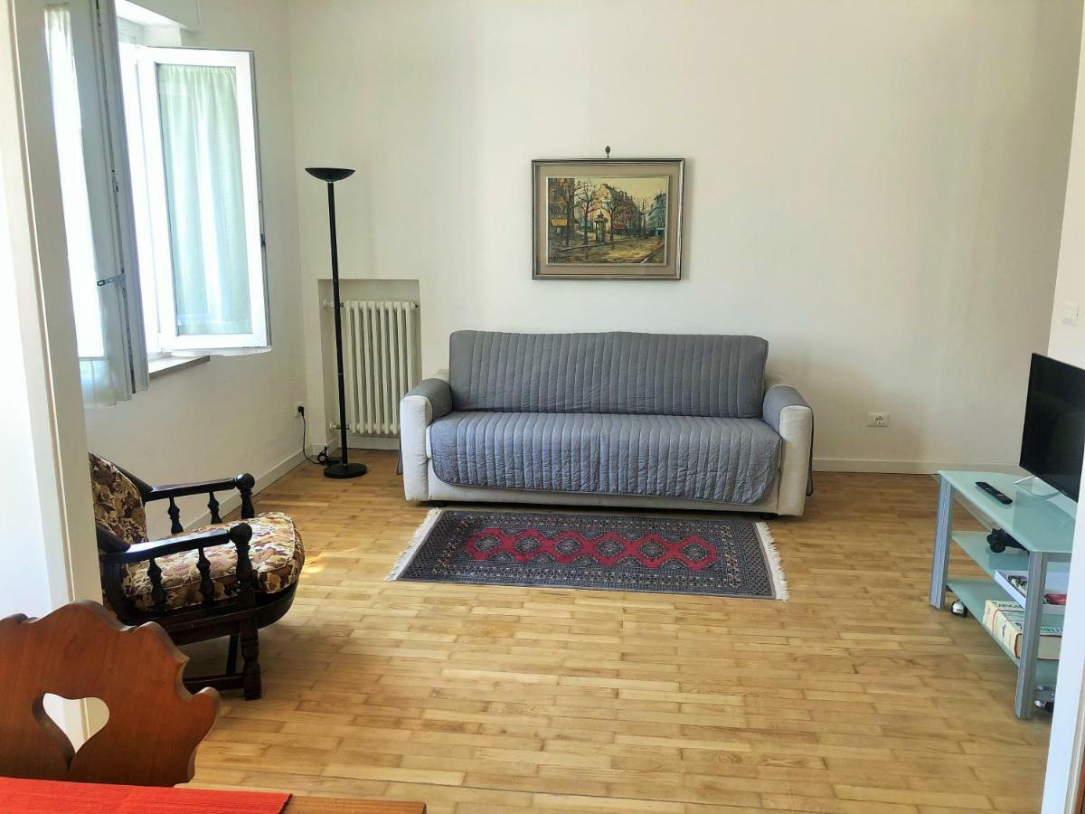 Appartamento Portapalio40 Con Parcheggio Verona Bagian luar foto