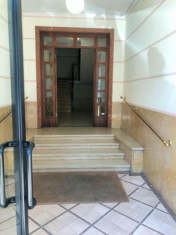 Appartamento Portapalio40 Con Parcheggio Verona Bagian luar foto